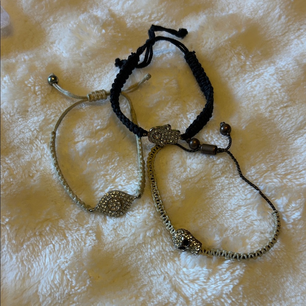 Forever 21 Black and Cream Hamsa Bracelet Trio